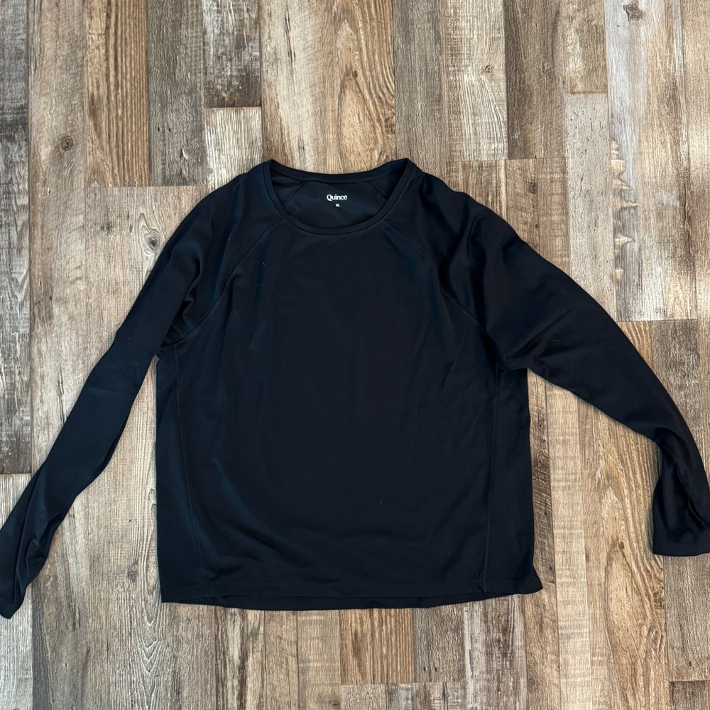 Women's Quince Long Sleeve Shirt. Size XL. Raglan Sleeve
